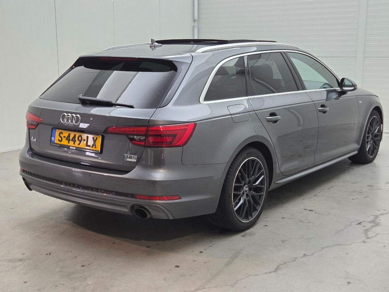 Audi A4 Avant 2.0 TFSI ultra Sport Pro Line S | 2017 | 251.737 km | Automaat | S449LX | NAP: Geen oordeel - سيارة: صورة 4 Audi A4 Avant 2.0 TFSI ultra Sport Pro Line S | 2017 | 251.737 km | Automaat | S449LX | NAP: Geen oordeel - سيارة: صورة 4