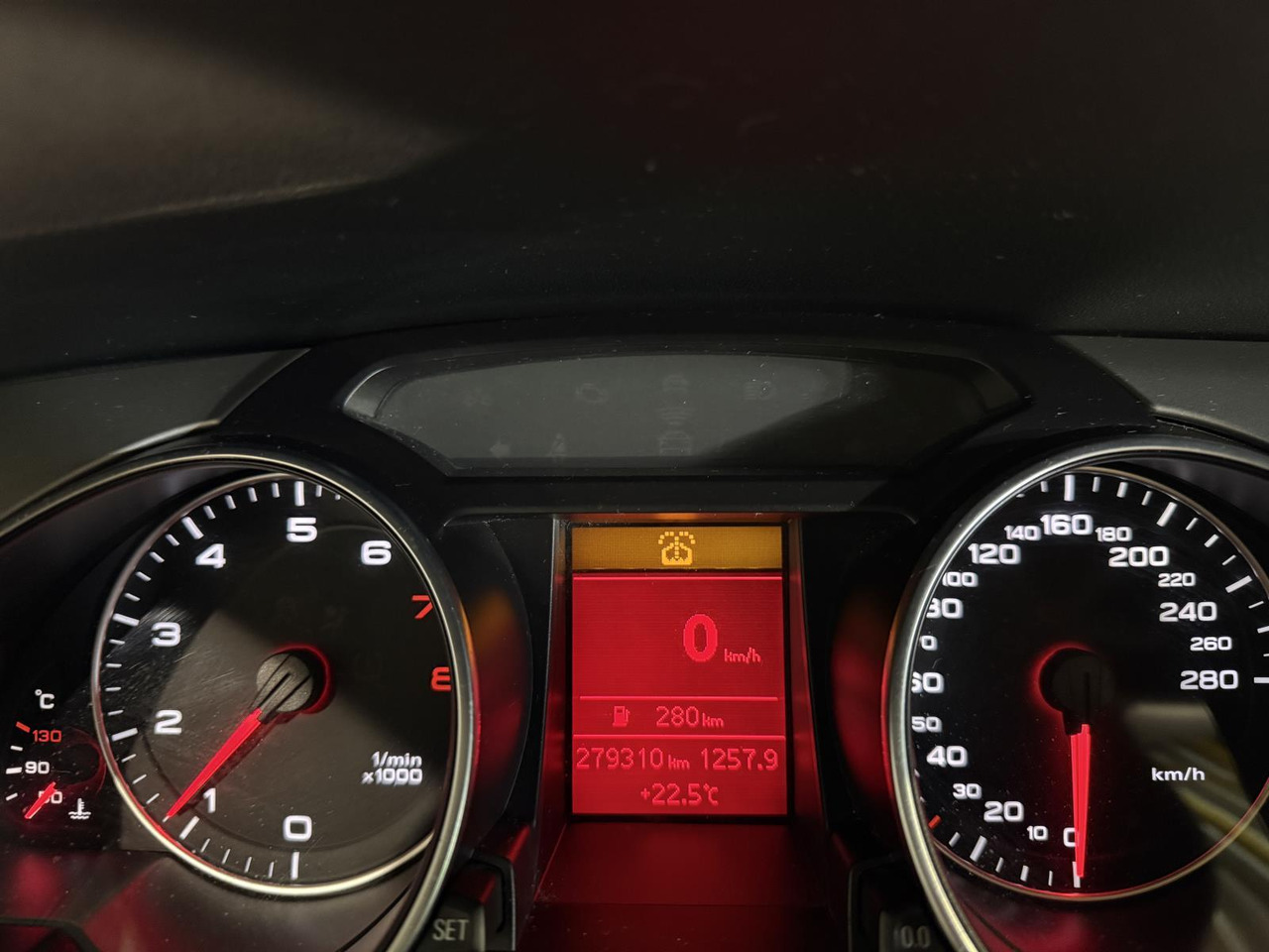 Audi A5 Coupé 2.0 TFSI Pro Line 96-HGB-3 - سيارة: صورة 2 Audi A5 Coupé 2.0 TFSI Pro Line 96-HGB-3 - سيارة: صورة 2