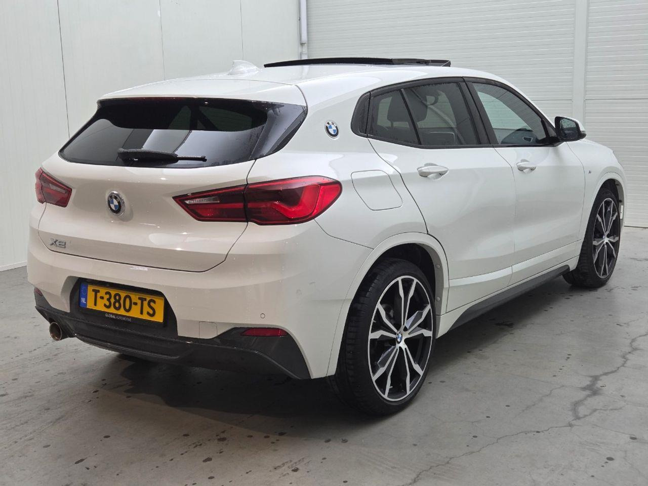 BMW X2 sDrive18i High Executive M-Sport | 2018 | 97.354 km | Automaat | T380TS | NAP: Geen oordeel - سيارة دفع رباعي: صورة 4 BMW X2 sDrive18i High Executive M-Sport | 2018 | 97.354 km | Automaat | T380TS | NAP: Geen oordeel - سيارة دفع رباعي: صورة 4
