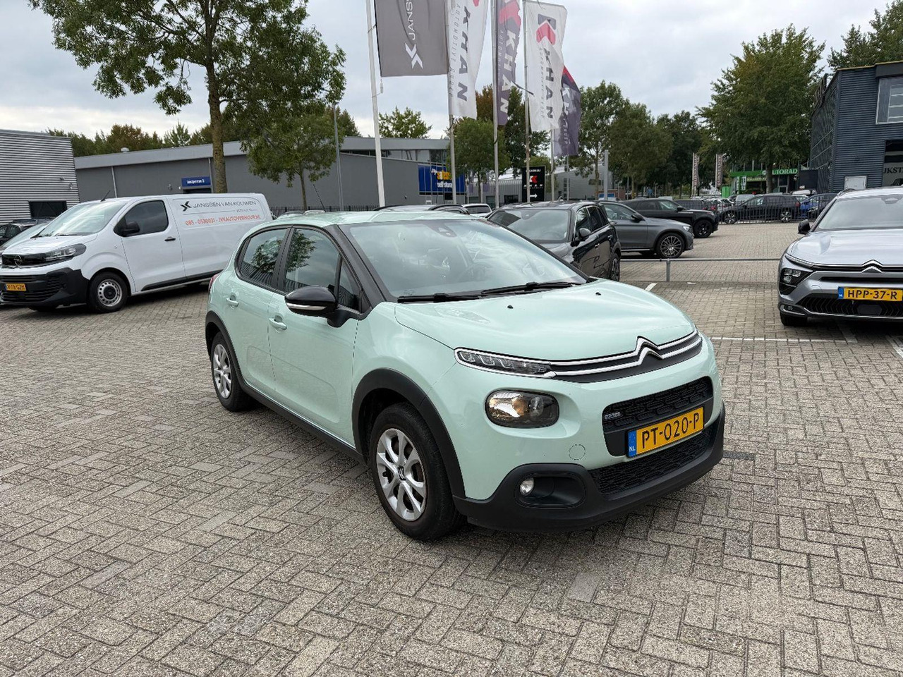 Citroen C3 1.2 PureTech Feel | 2017 | 125.672 km | PT020P | NAP: Logisch - هاتشباك: صورة 2 Citroen C3 1.2 PureTech Feel | 2017 | 125.672 km | PT020P | NAP: Logisch - هاتشباك: صورة 2