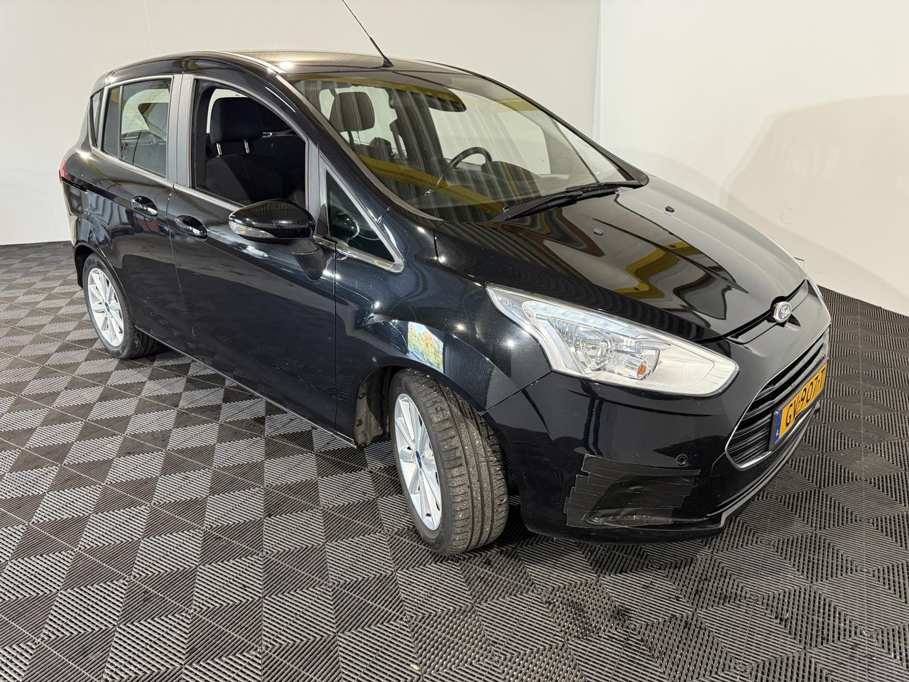 Ford | B-Max | 1.0 EcoBoost Titanium | 2015 | 149.480 km | GV907T | Logisch - سيارة: صورة 3 Ford | B-Max | 1.0 EcoBoost Titanium | 2015 | 149.480 km | GV907T | Logisch - سيارة: صورة 3