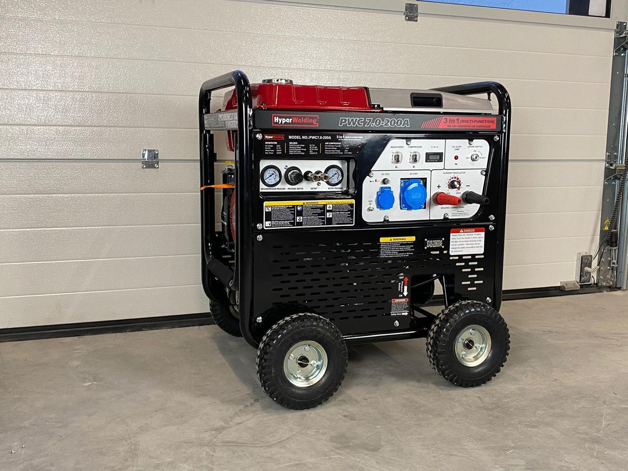 HyperWelding PWC7.0-200A 3 in 1 Multimachine (Generator, Lasapparaat en Luchtcompressor) - معدات الورشة: صورة 1 HyperWelding PWC7.0-200A 3 in 1 Multimachine (Generator, Lasapparaat en Luchtcompressor) - معدات الورشة: صورة 1
