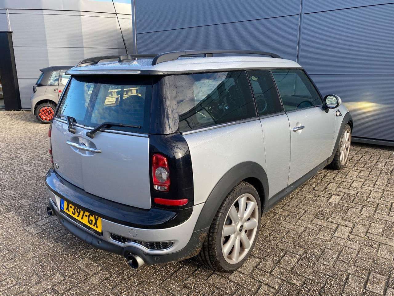 Mini Mini Clubman 1.6 Cooper S | 2008 | 144.083 km | Automaat | X397GX | NAP: Geen oordeel - سيارة: صورة 4 Mini Mini Clubman 1.6 Cooper S | 2008 | 144.083 km | Automaat | X397GX | NAP: Geen oordeel - سيارة: صورة 4