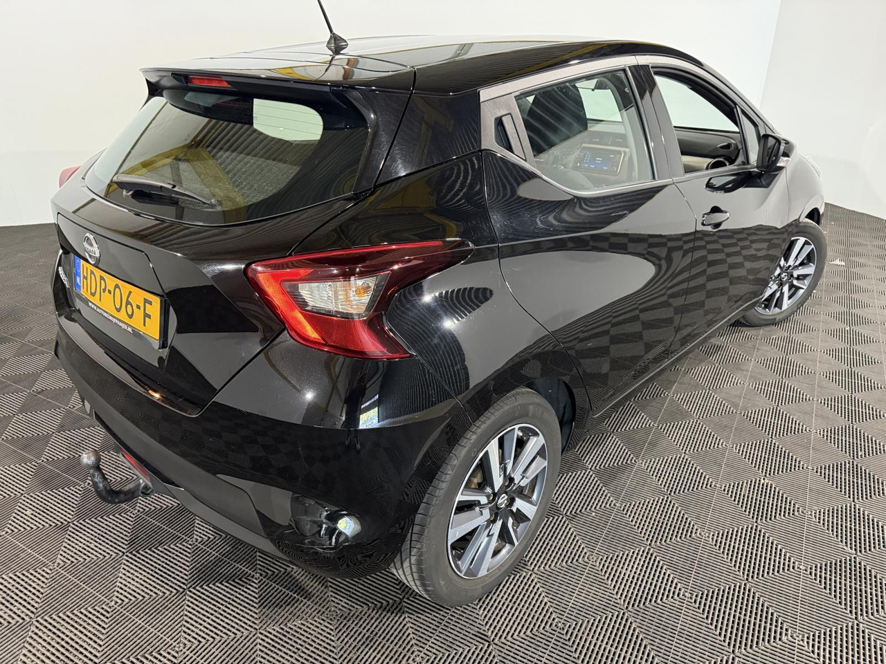 Nissan | Micra | 0.9 IG-T Acenta | 2018 | 158.656 km | HDP06F | Geen oordeel - هاتشباك: صورة 2 Nissan | Micra | 0.9 IG-T Acenta | 2018 | 158.656 km | HDP06F | Geen oordeel - هاتشباك: صورة 2