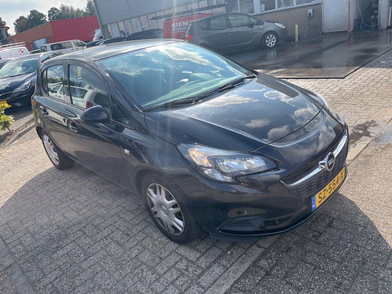 Opel Corsa 1.4 Favourite | 2018 | 98.705 km | SZ554X | NAP: Logisch - هاتشباك: صورة 2 Opel Corsa 1.4 Favourite | 2018 | 98.705 km | SZ554X | NAP: Logisch - هاتشباك: صورة 2