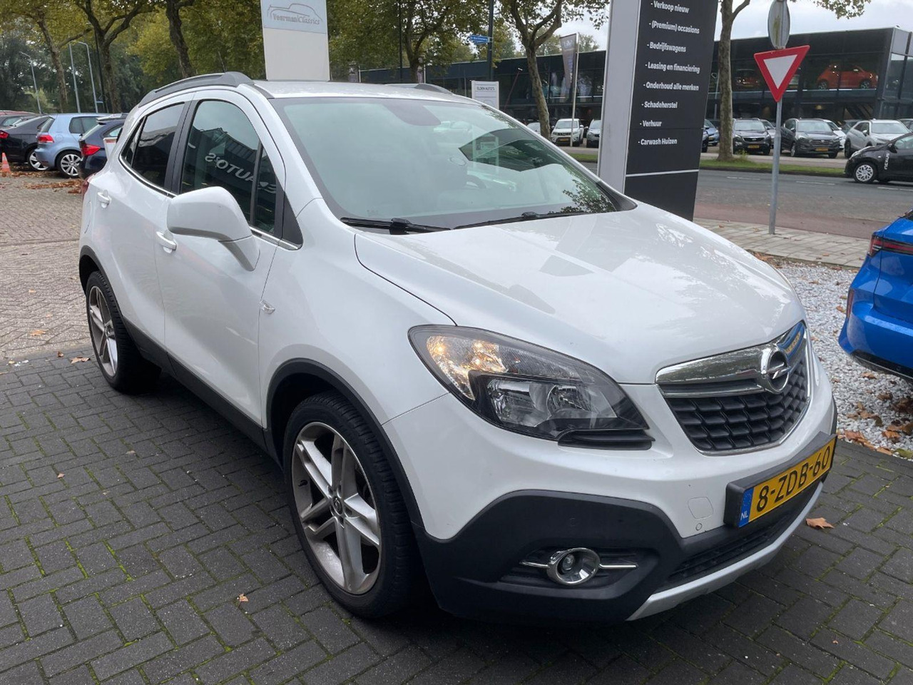 Opel Mokka 1.4 T Cosmo | 2014 | 98.606 km | 8ZDB60 | NAP: Logisch - سيارة دفع رباعي: صورة 2 Opel Mokka 1.4 T Cosmo | 2014 | 98.606 km | 8ZDB60 | NAP: Logisch - سيارة دفع رباعي: صورة 2