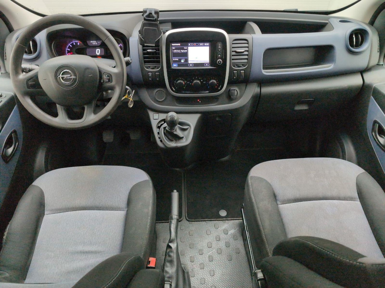 Opel Vivaro 1.6 CDTI L2H1 DC Sport EcoFlex | 2019 | 262.299 km | V538XH | NAP: Logisch - الشاحنات الصغيرة كابينة مزدوجة: صورة 5 Opel Vivaro 1.6 CDTI L2H1 DC Sport EcoFlex | 2019 | 262.299 km | V538XH | NAP: Logisch - الشاحنات الصغيرة كابينة مزدوجة: صورة 5