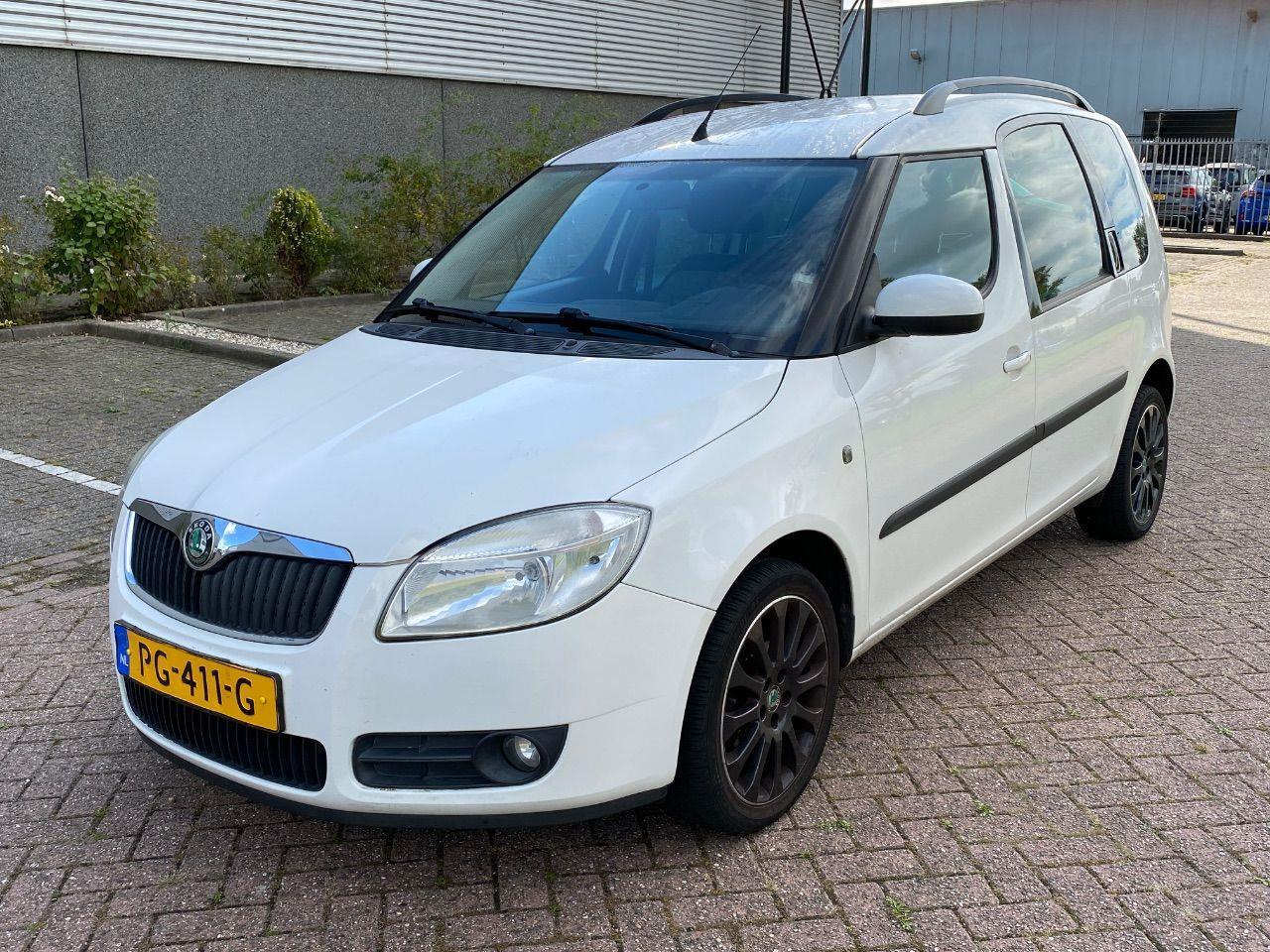 Skoda Roomster 1.2 Go | 2010 | 174.028 km | PG411G | NAP: Geen oordeel - سيارة: صورة 1 Skoda Roomster 1.2 Go | 2010 | 174.028 km | PG411G | NAP: Geen oordeel - سيارة: صورة 1