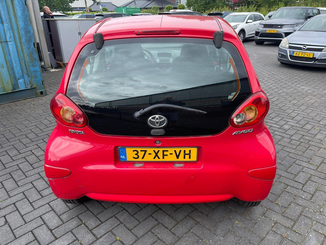 Toyota Aygo 1.0 12V 37-XF-VH - هاتشباك: صورة 2 Toyota Aygo 1.0 12V 37-XF-VH - هاتشباك: صورة 2