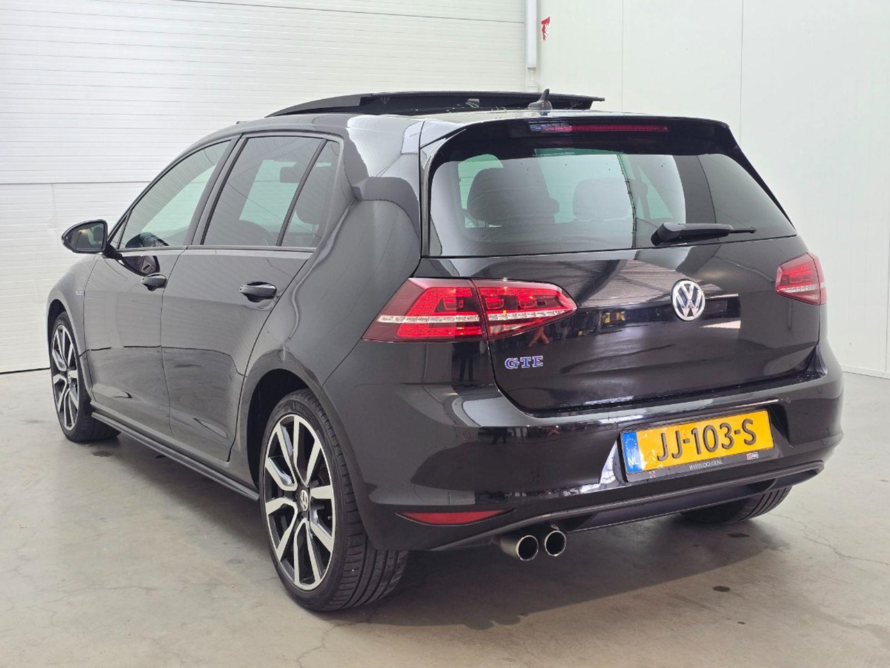 Volkswagen Golf 1.4 TSI GTE | 2015 | 187.781 km | Automaat | JJ103S | NAP: Geen oordeel - هاتشباك: صورة 3 Volkswagen Golf 1.4 TSI GTE | 2015 | 187.781 km | Automaat | JJ103S | NAP: Geen oordeel - هاتشباك: صورة 3