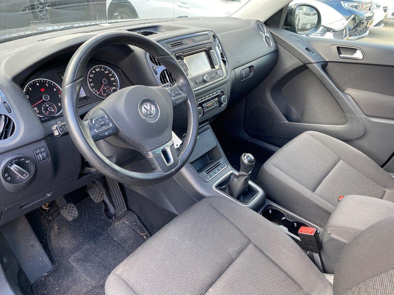 Volkswagen Tiguan 1.4 TSI Comfort&Design Edition | 2014 | 82.628 km | 8TFG89 | NAP: Logisch - سيارة دفع رباعي: صورة 5 Volkswagen Tiguan 1.4 TSI Comfort&Design Edition | 2014 | 82.628 km | 8TFG89 | NAP: Logisch - سيارة دفع رباعي: صورة 5