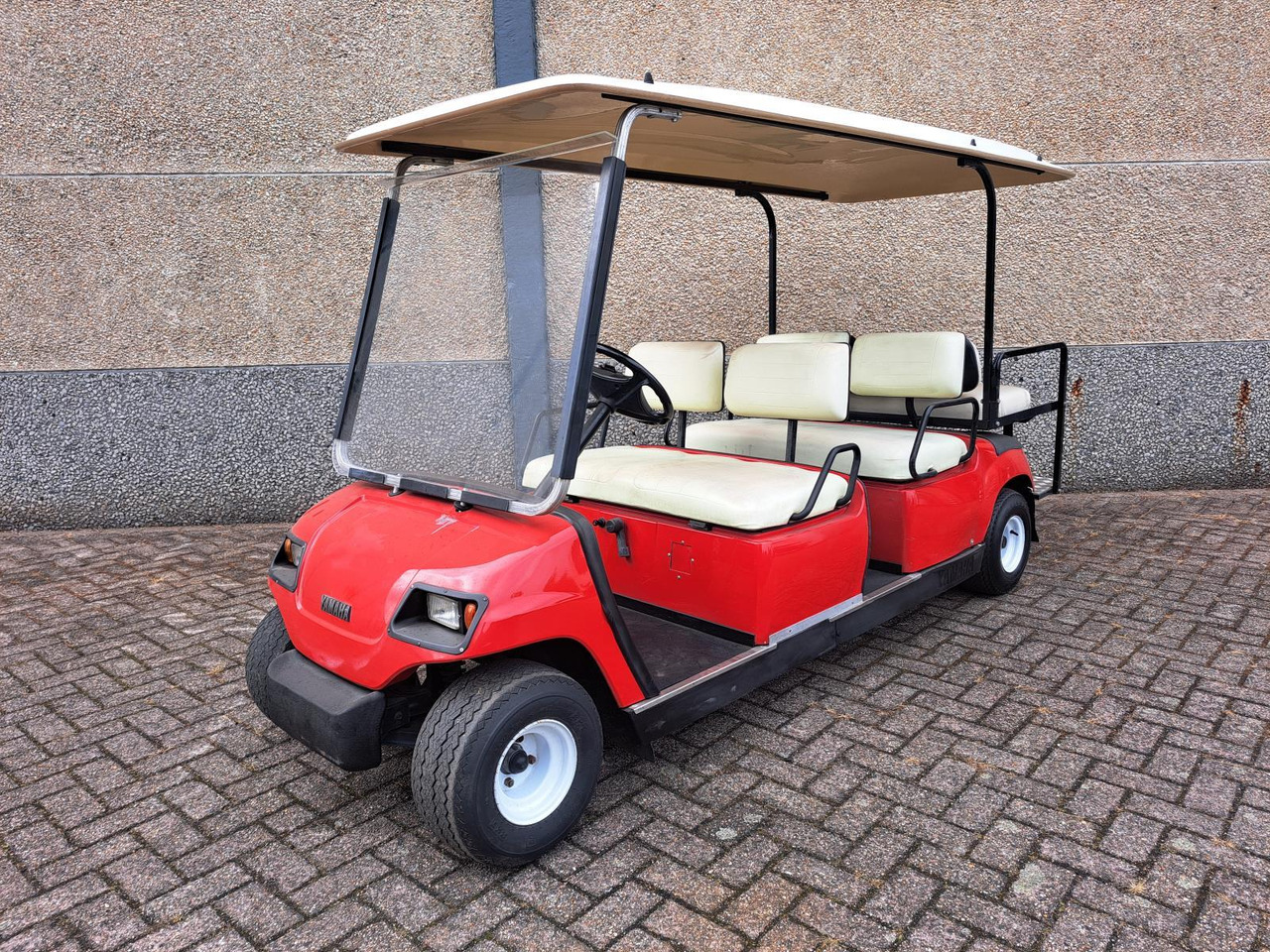 Yamaha shuttle 6 (1) - عربة جولف: صورة 1 Yamaha shuttle 6 (1) - عربة جولف: صورة 1