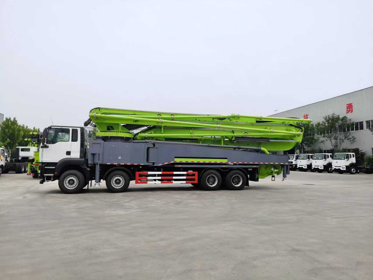 HOWO 63m - معدات التكييف: صورة 2 HOWO 63m - معدات التكييف: صورة 2
