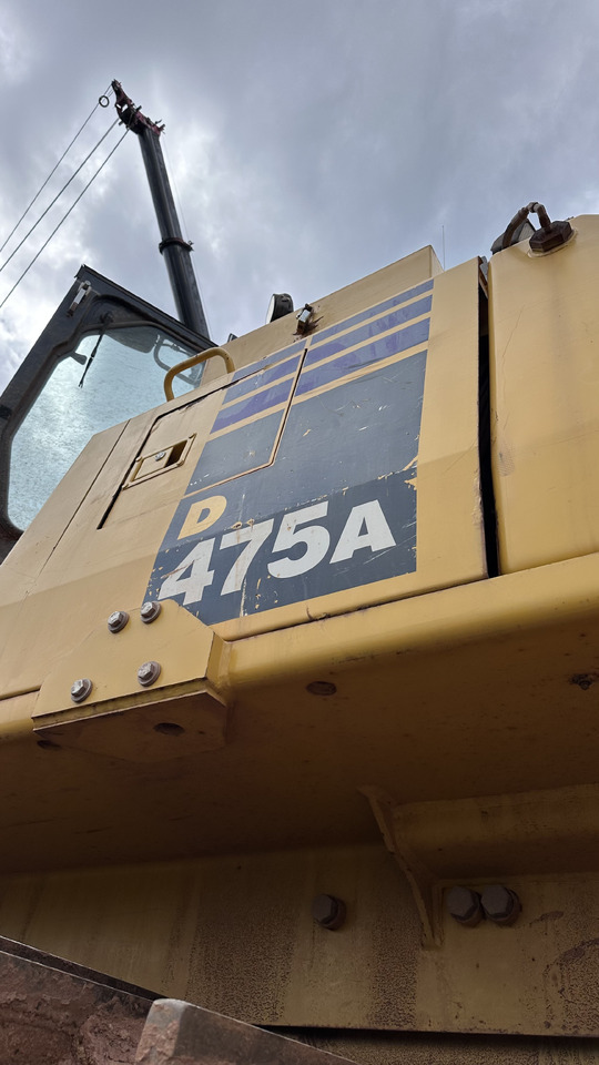 KOMATSU D475A-5EO - أدوات ومعدات: صورة 3 KOMATSU D475A-5EO - أدوات ومعدات: صورة 3