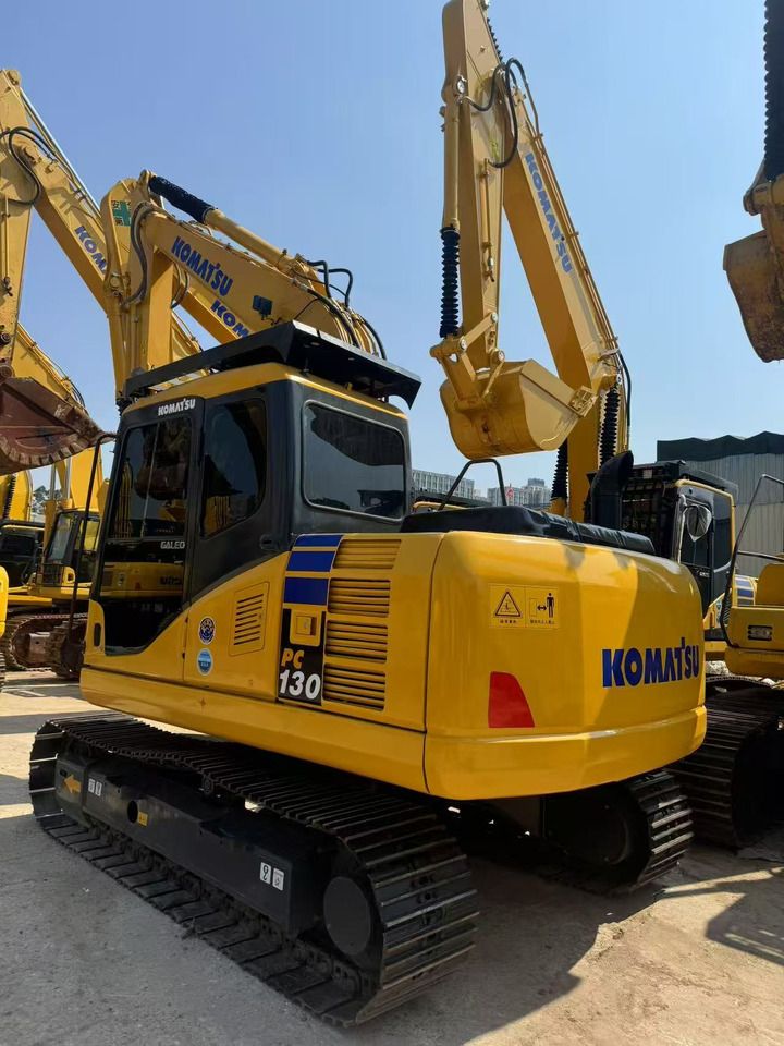 KOMATSU PC130-7 - حفار زاحف: صورة 1 KOMATSU PC130-7 - حفار زاحف: صورة 1