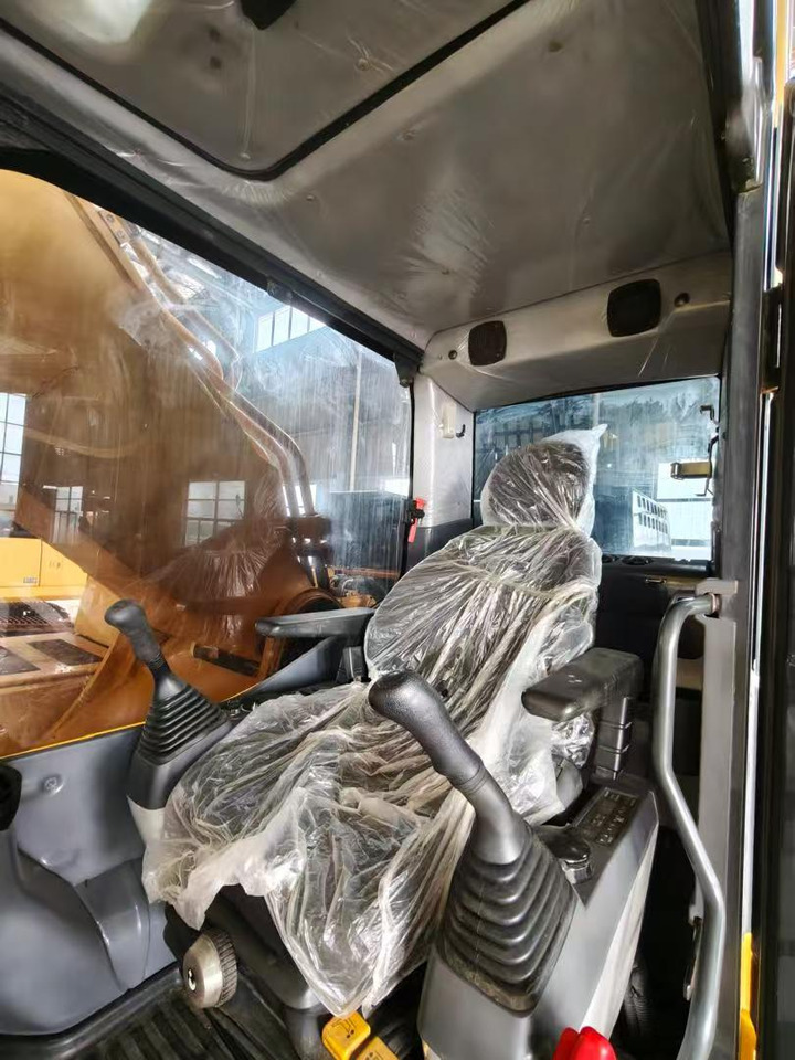 حفار زاحف KOMATSU PC400: صورة 11