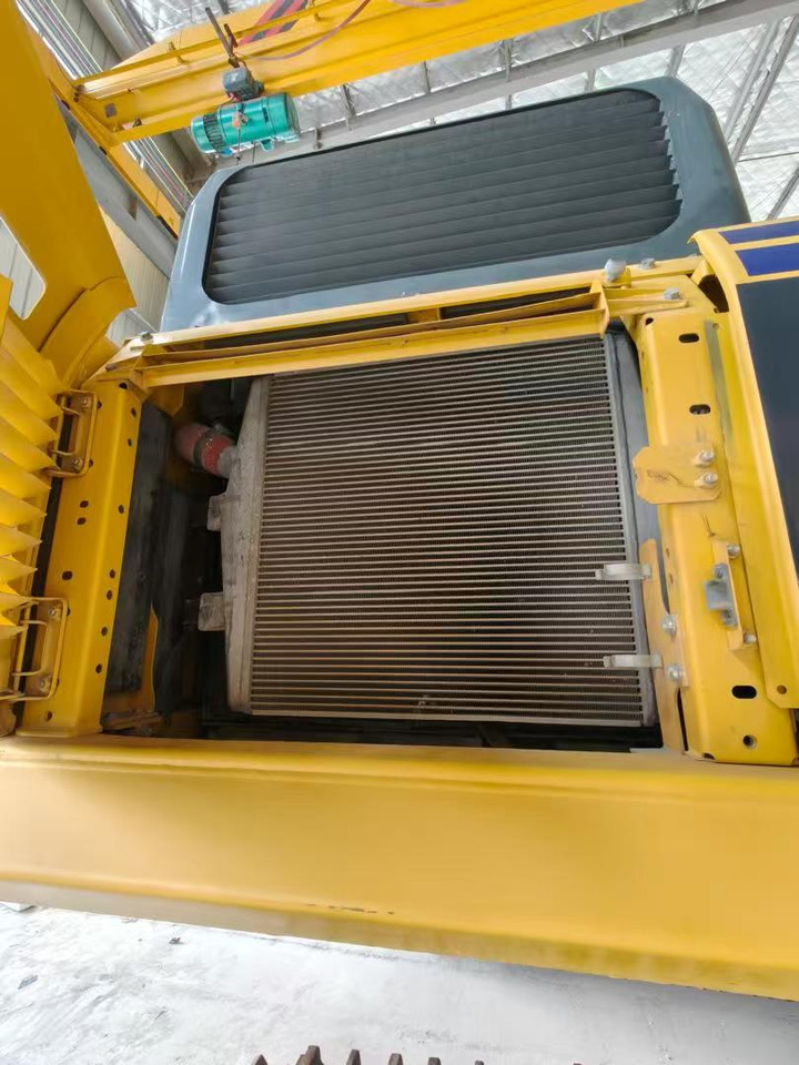 حفار زاحف KOMATSU PC400: صورة 10