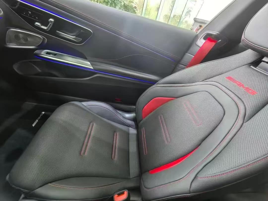 MERCEDES-BENZ CLE53 AMG - سيارة: صورة 5 MERCEDES-BENZ CLE53 AMG - سيارة: صورة 5