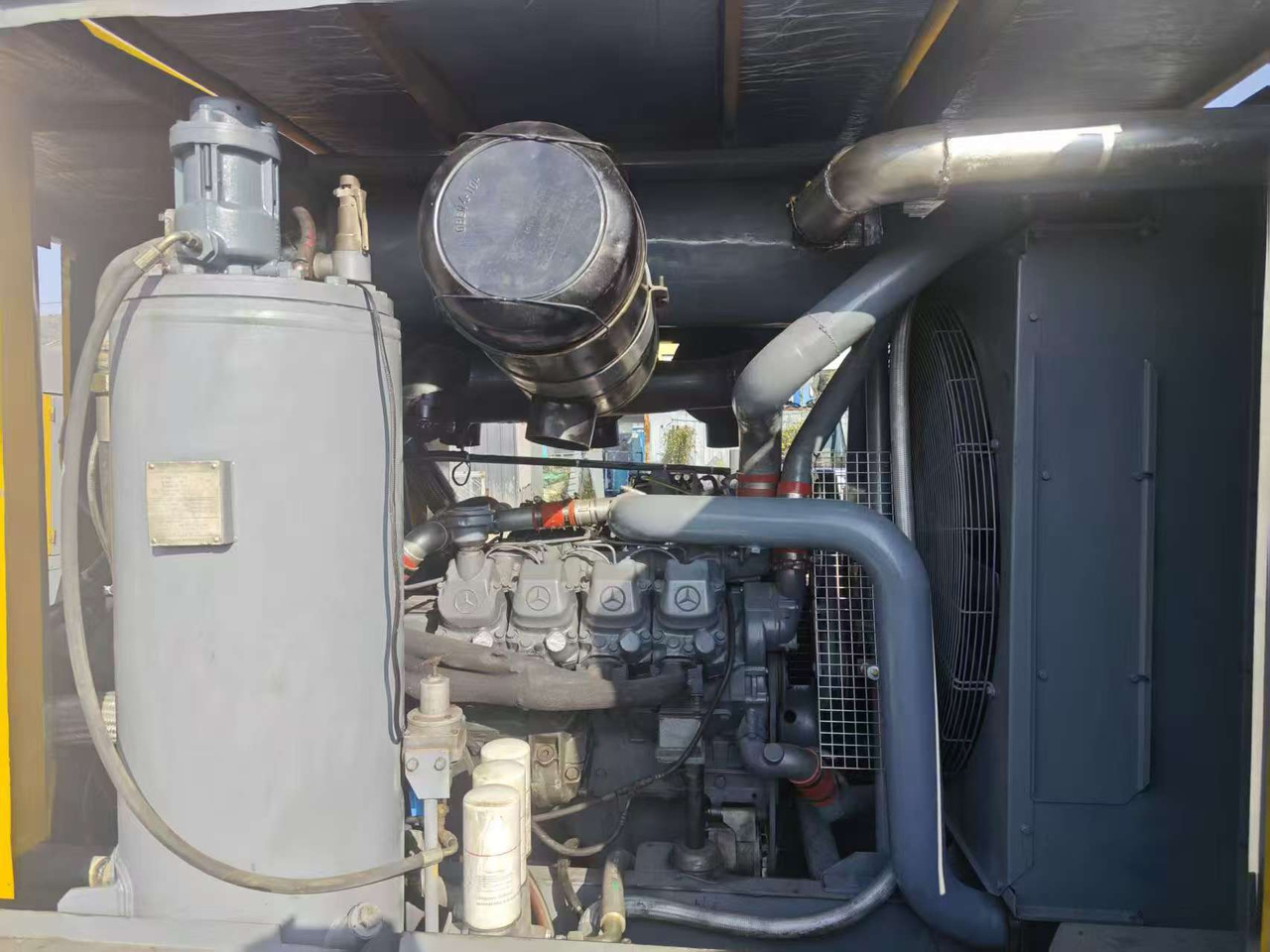 Atlas copco XRVS455MD AS - أدوات ومعدات: صورة 2 Atlas copco XRVS455MD AS - أدوات ومعدات: صورة 2