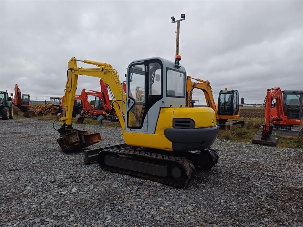 Airman AX45-2/Hitachi zx50 - حفار صغير: صورة 3 Airman AX45-2/Hitachi zx50 - حفار صغير: صورة 3