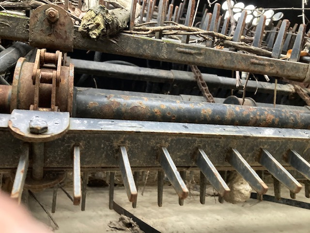 EPIERREUR LANDSCAPE LR 5 B POUR BOB CAT 230 - ملحق - آلات الإنشاء: صورة 2 EPIERREUR LANDSCAPE LR 5 B POUR BOB CAT 230 - ملحق - آلات الإنشاء: صورة 2