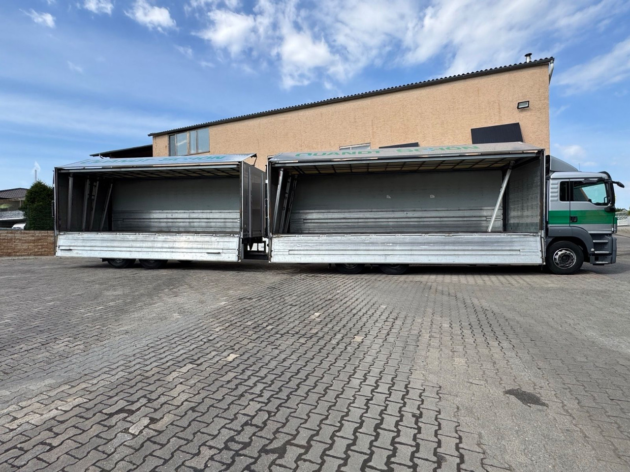 MAN TGS 26.460 2xAHK/2xLBW/Lenk-Lift/kpl.Zug - شاحنة مشروبات: صورة 5 MAN TGS 26.460 2xAHK/2xLBW/Lenk-Lift/kpl.Zug - شاحنة مشروبات: صورة 5