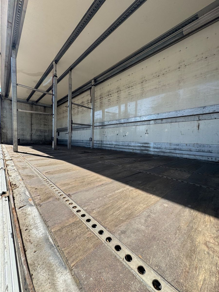 Mercedes-Benz Actros2545/Lift-Lenk/Mitnahmestp/Retarder - شاحنة صندوقية: صورة 4 Mercedes-Benz Actros2545/Lift-Lenk/Mitnahmestp/Retarder - شاحنة صندوقية: صورة 4