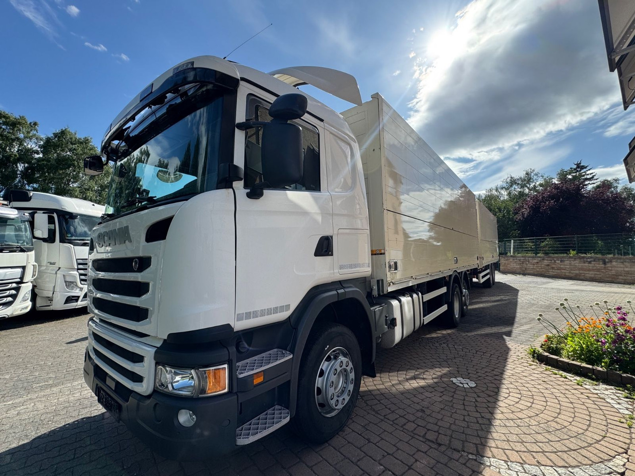Scania G410/Lenk-Lift/2xLBW/inkl. Anhänger/Tüv-neu - شاحنة مشروبات: صورة 2 Scania G410/Lenk-Lift/2xLBW/inkl. Anhänger/Tüv-neu - شاحنة مشروبات: صورة 2