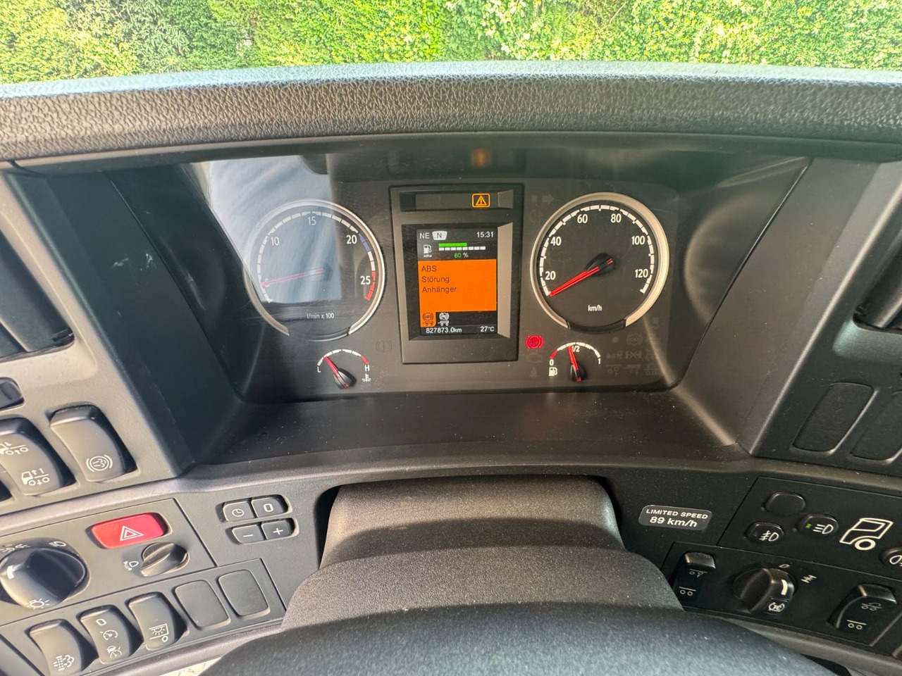 Scania R450/Kupplungspedal/6x2/2xBett/Top-Zustand! - شاحنة ذات ستائر جانبية: صورة 5 Scania R450/Kupplungspedal/6x2/2xBett/Top-Zustand! - شاحنة ذات ستائر جانبية: صورة 5