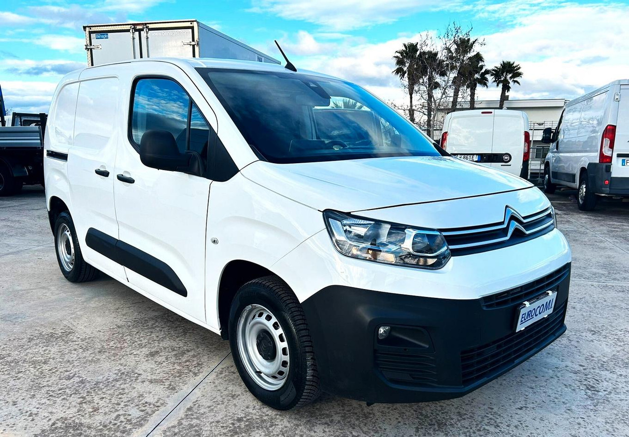 Citroen Berligno 1.6 HDi 100 cv 3 posti - فان المدمجة: صورة 3 Citroen Berligno 1.6 HDi 100 cv 3 posti - فان المدمجة: صورة 3