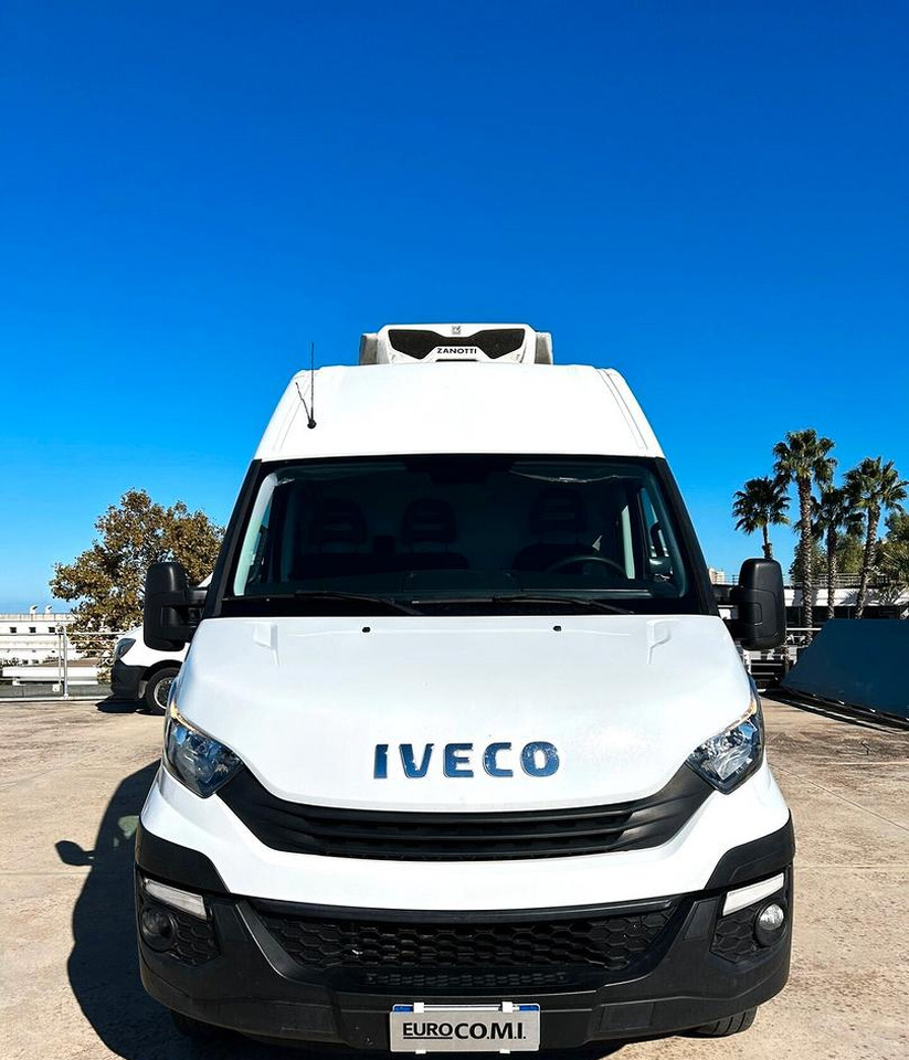 Iveco Daily 35C15 Furgone gemellato Isotermico - شاحنة توصيل مبردة: صورة 2 Iveco Daily 35C15 Furgone gemellato Isotermico - شاحنة توصيل مبردة: صورة 2