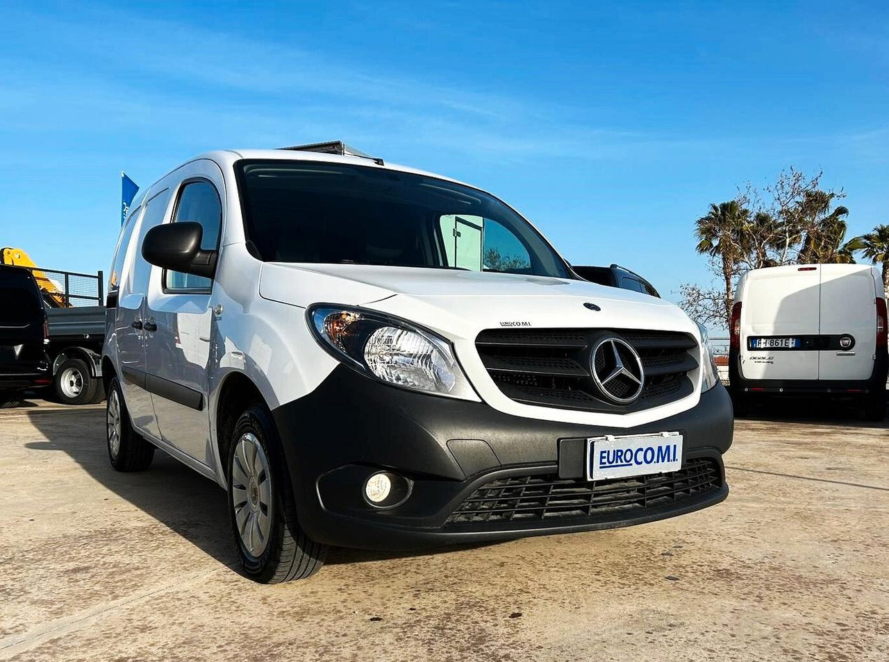 Mercedes Benz Citan 111 cdi Long 3 posti - فان المدمجة: صورة 2 Mercedes Benz Citan 111 cdi Long 3 posti - فان المدمجة: صورة 2