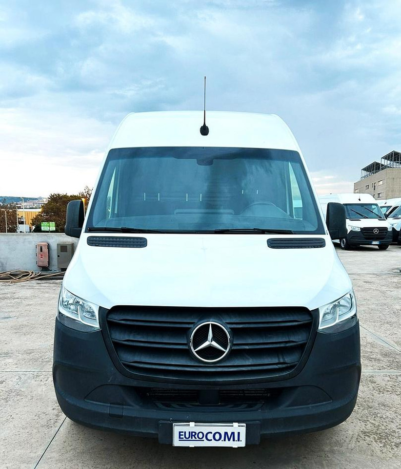 Mercedes Benz Sprinter 314 F 39/35 - فان: صورة 2 Mercedes Benz Sprinter 314 F 39/35 - فان: صورة 2