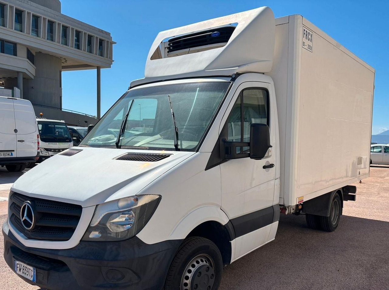 Mercedes-Benz Sprinter 416 CDI T 37/35 Furgone iso - شاحنة ذات مبرد: صورة 2 Mercedes-Benz Sprinter 416 CDI T 37/35 Furgone iso - شاحنة ذات مبرد: صورة 2