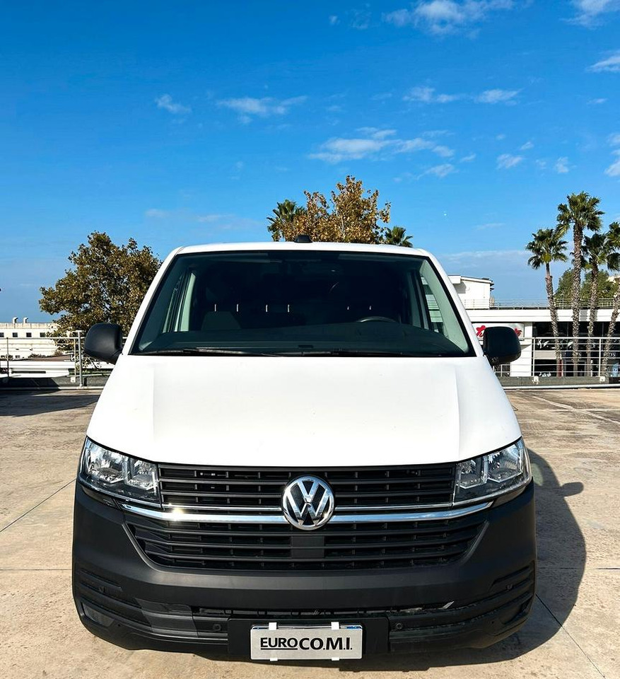 Volkswagen Transporter 2.0 TDi 150 cv - فان: صورة 2 Volkswagen Transporter 2.0 TDi 150 cv - فان: صورة 2