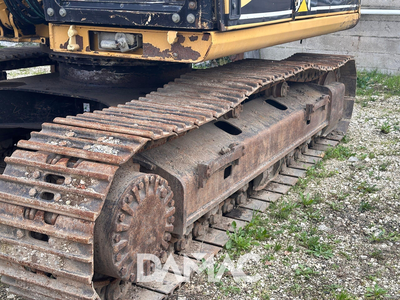 CAT 318B - حفار زاحف: صورة 3 CAT 318B - حفار زاحف: صورة 3