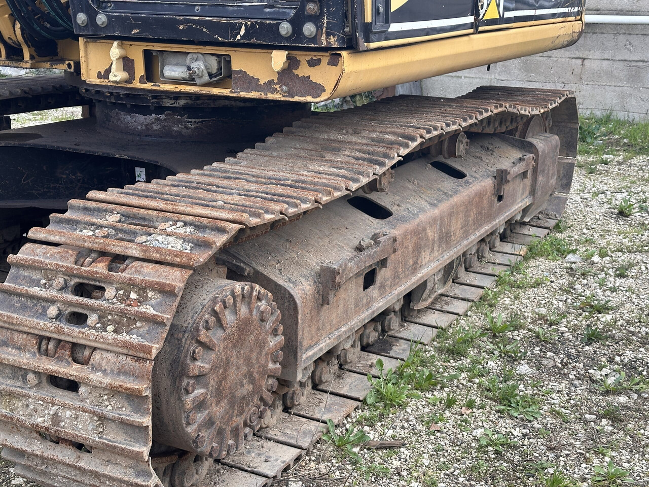 CAT 318B - حفار زاحف: صورة 3 CAT 318B - حفار زاحف: صورة 3