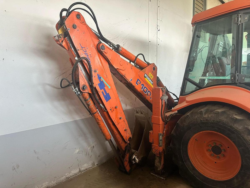 Fiat KOBELCO FB100.2 - لودر ذو محراث خلفي/ باكهو: صورة 5 Fiat KOBELCO FB100.2 - لودر ذو محراث خلفي/ باكهو: صورة 5