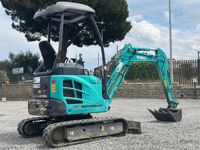 Kobelco SK17SR - حفار صغير: صورة 3 Kobelco SK17SR - حفار صغير: صورة 3