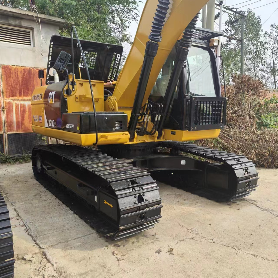 CATERPILLAR 320D2L - حفار زاحف: صورة 5 CATERPILLAR 320D2L - حفار زاحف: صورة 5
