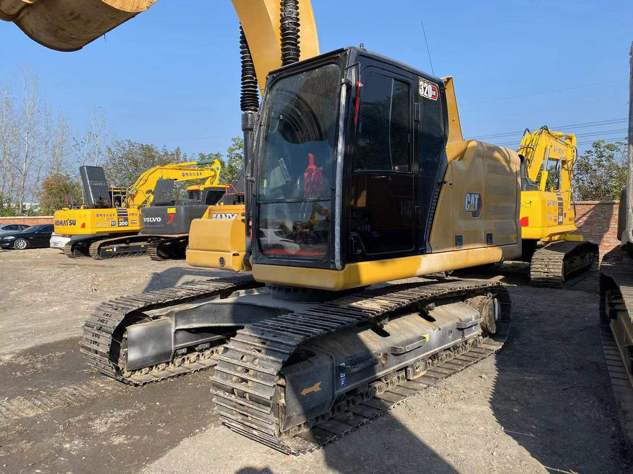 CATERPILLAR 320GC - حفار زاحف: صورة 3 CATERPILLAR 320GC - حفار زاحف: صورة 3