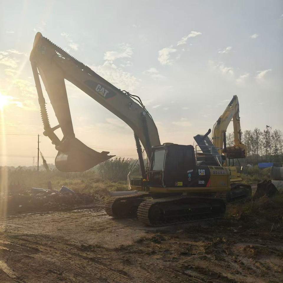 CATERPILLAR 329D2 - حفار زاحف: صورة 5 CATERPILLAR 329D2 - حفار زاحف: صورة 5