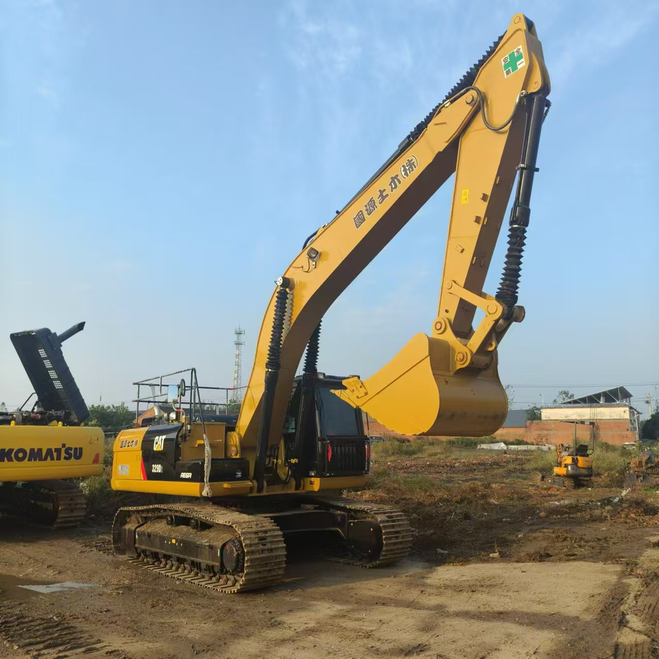 CATERPILLAR 329D2 - حفار زاحف: صورة 1 CATERPILLAR 329D2 - حفار زاحف: صورة 1