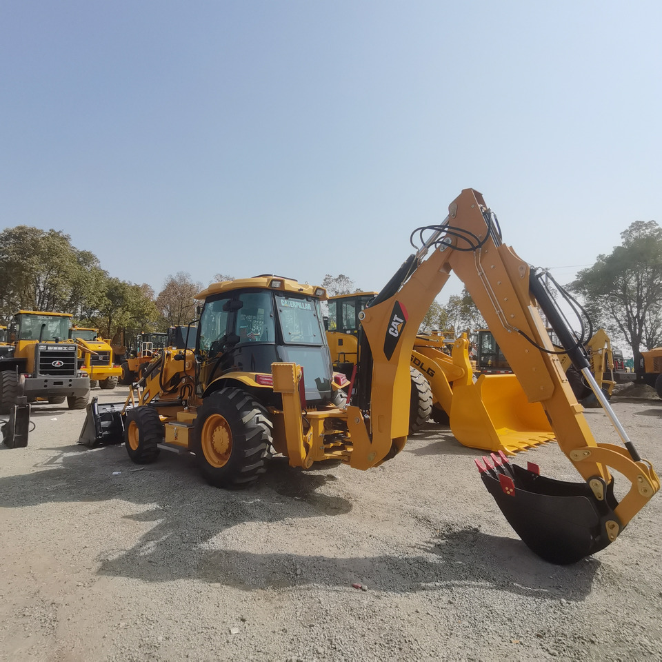 CATERPILLAR 420F - لودر ذو محراث خلفي/ باكهو: صورة 2 CATERPILLAR 420F - لودر ذو محراث خلفي/ باكهو: صورة 2