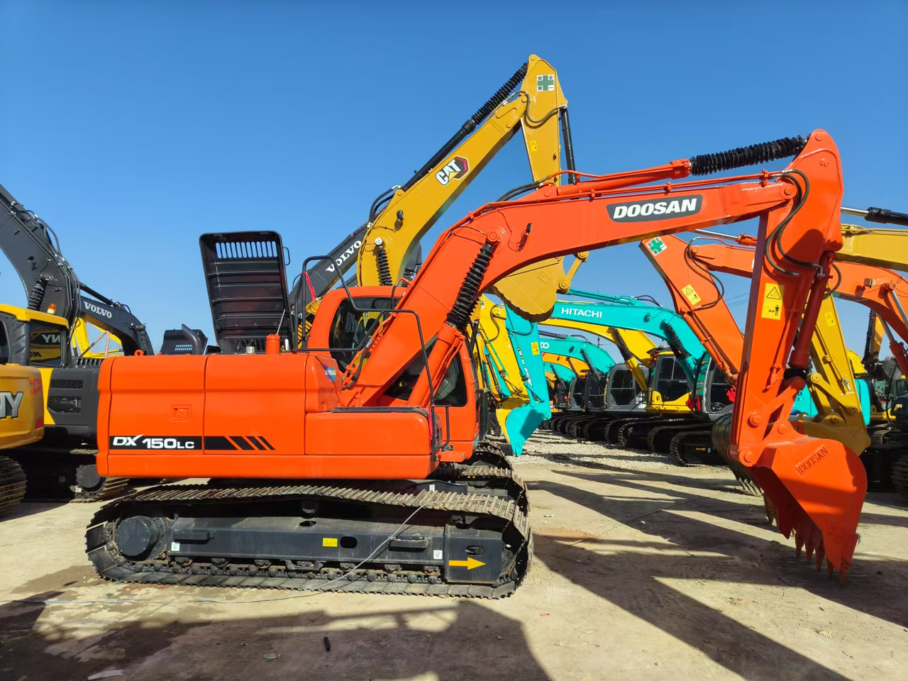 DOOSAN DX150 - حفّار: صورة 1 DOOSAN DX150 - حفّار: صورة 1
