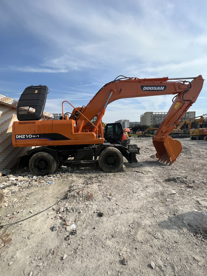 DOOSAN DX210 - حفار ذو عجلات: صورة 2 DOOSAN DX210 - حفار ذو عجلات: صورة 2