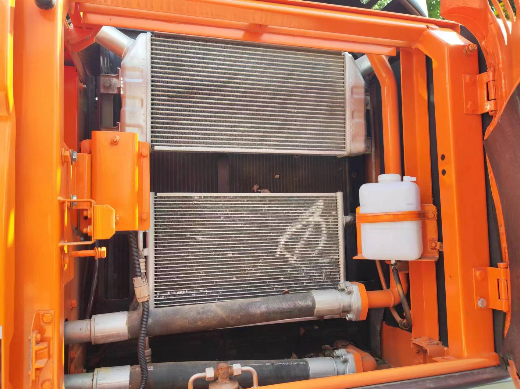 حفار زاحف DOOSAN DX225: صورة 12 حفار زاحف DOOSAN DX225: صورة 12