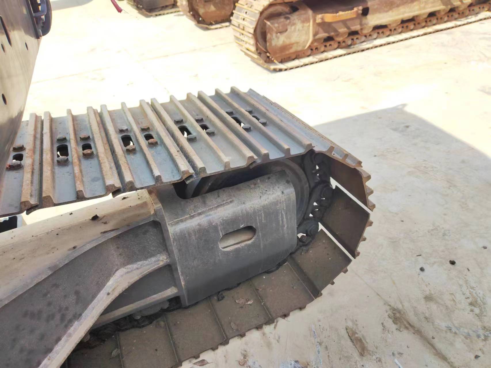 حفار زاحف DOOSAN DX225: صورة 14 حفار زاحف DOOSAN DX225: صورة 14