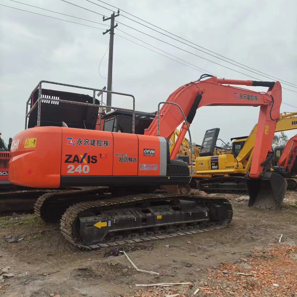 HITACHI ZX240 - حفار زاحف: صورة 1 HITACHI ZX240 - حفار زاحف: صورة 1