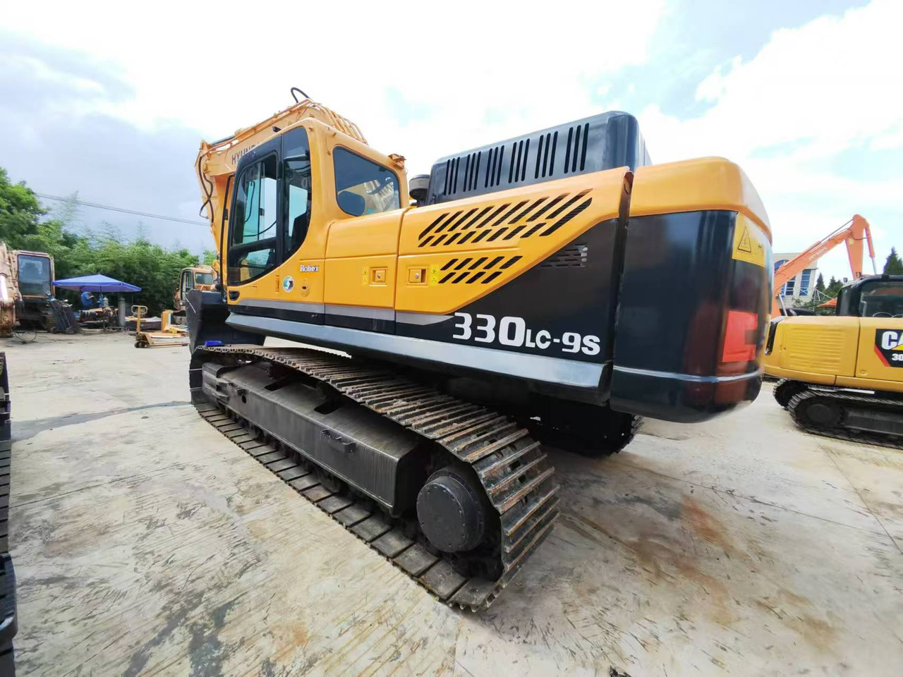 Hyundai HX330 - حفار زاحف: صورة 4 Hyundai HX330 - حفار زاحف: صورة 4